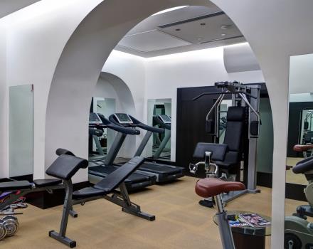 Gym fitness area Best Western Plus Hotel Universo Rome